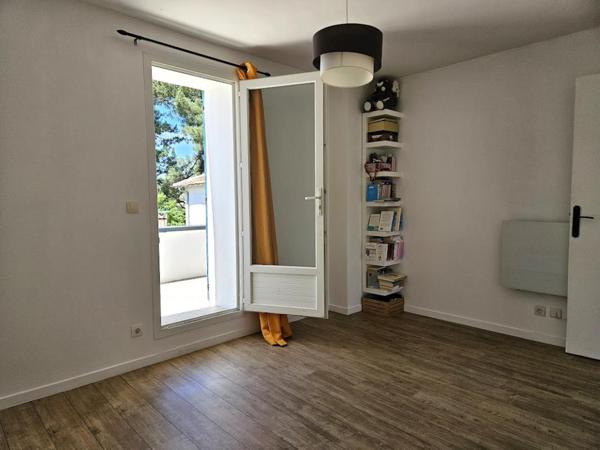 AGEN Sud proche hyper Centre, maison en PIERRE rénovée 100m² + Dépendance 22m², PISCINE au sel & Abri voiture