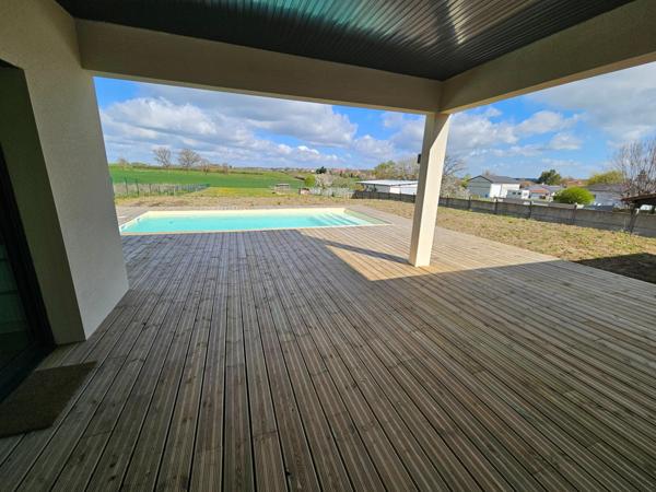 Maison neuve plain pied 150 m² Epinasse Vozelle avec Piscine