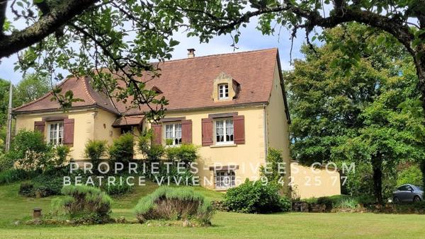 A la campagne, au calme, autour de Rouffignac : Maison de style périgourdin,  3-4 chambres. 3ha :Parc, bois et prés autour