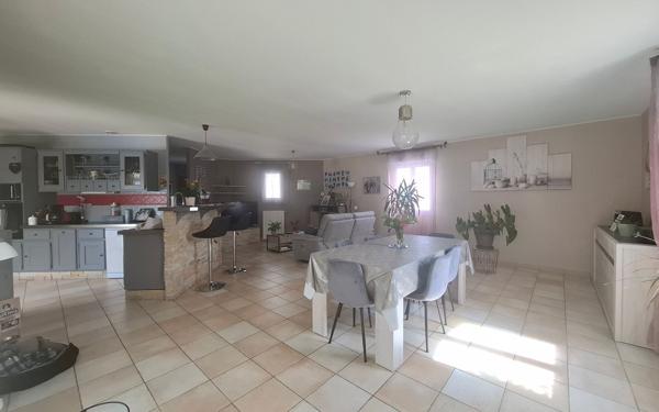 Maison à vendre    5 pièces •  Saujon