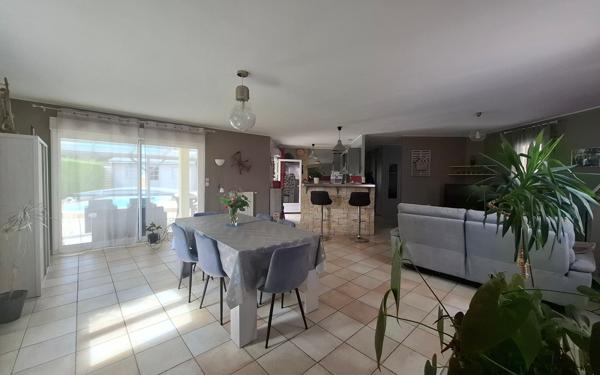 Maison à vendre    5 pièces •  Saujon