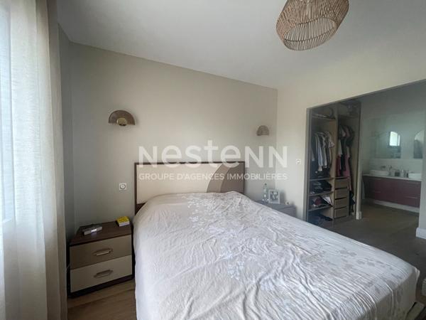 PESSAC- MONTEIL - Maison Contemporaine 6 pièce(s) 146 m2 - 5ch - Piscine - Jardin - Garage