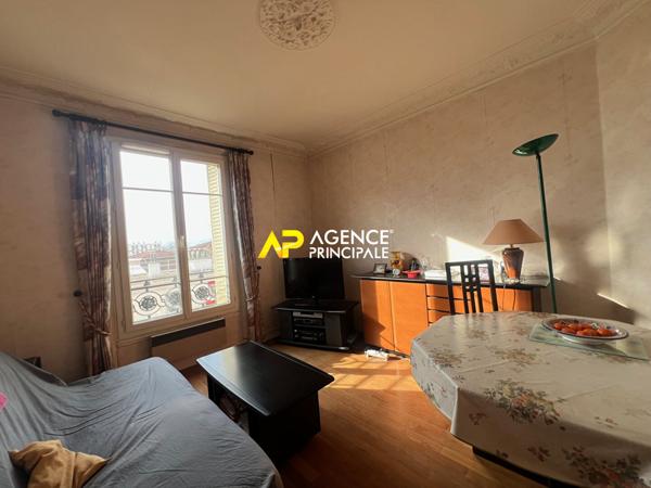 Argenteuil Colonie appartement 2 pièce(s) 43 m2, 5 minutes gare 145 000 € ** - Référence 4537
