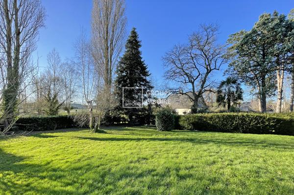 Achat Terrain - 674 m² (réf : AM-OG25897ef)