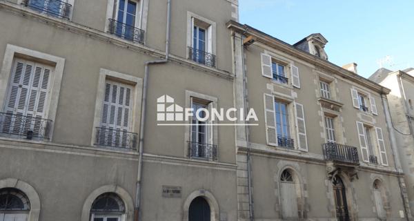 Location Studio 25.59 m² - Poitiers 86000