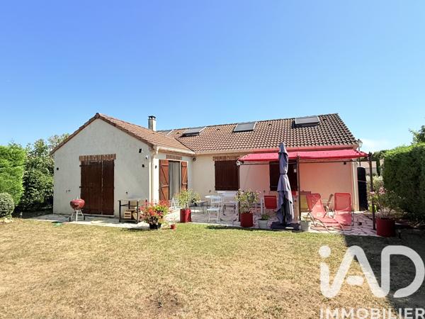 Maison à vendre 6 pièces 102 m² Saint-Germain-lès-Corbeil