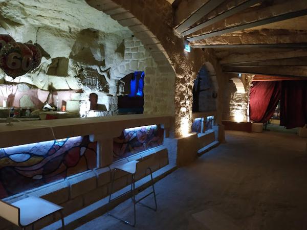 Carrières-sur-Seine (78420) CAVE A VIN POUR PROFESSIONNEL