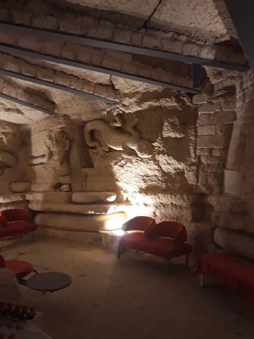 Carrières-sur-Seine (78420) CAVE A VIN POUR PROFESSIONNEL