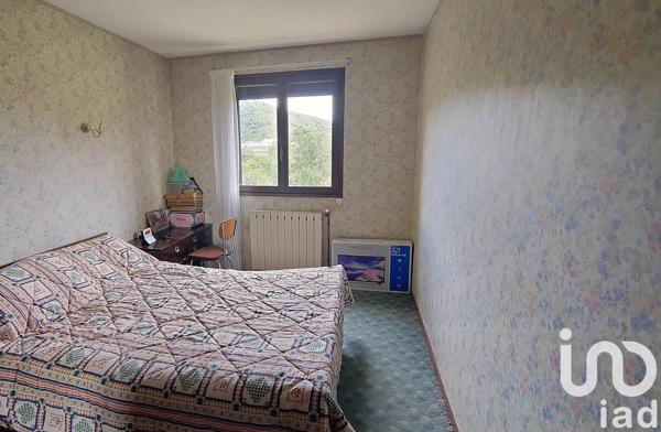 Maison 5 pièces de 125 m² à Saint-Pons-de-Thomières (34220)