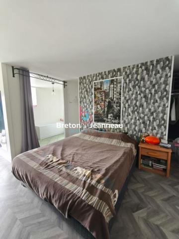 Maison en campagne à Javron Les Chapelles 6 pièce(s) 139 m2