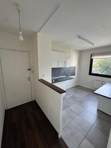 Appartement à ALENCON, 61000 - 2 pièces 42m²