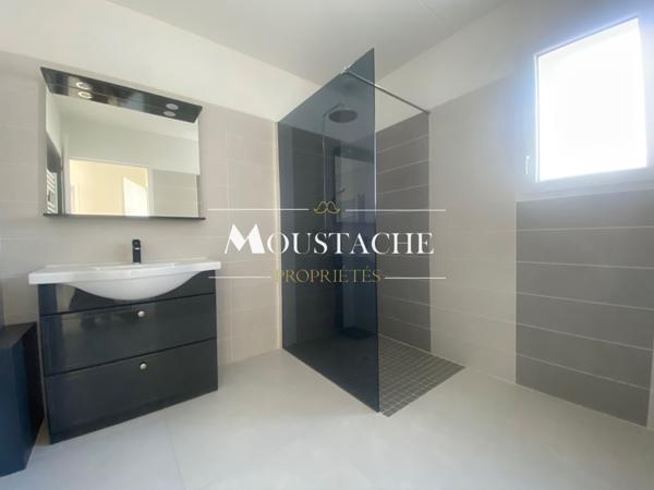 VILLA CONTEMPORAINE DE 2025 - PROCHE ROYAN PONTAILLAC -