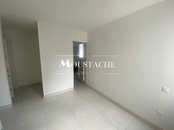 VILLA CONTEMPORAINE DE 2025 - PROCHE ROYAN PONTAILLAC -