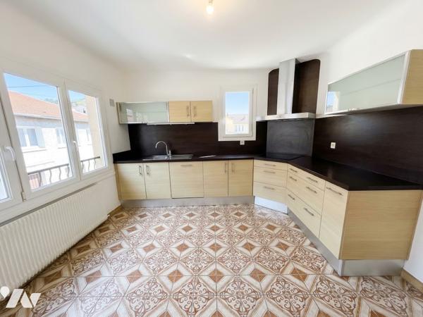 En exclusivité à Maron, maison de village à vendre