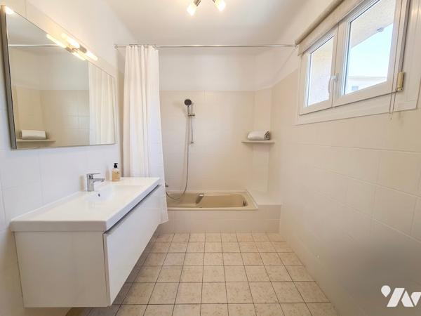 En exclusivité à Maron, maison de village à vendre