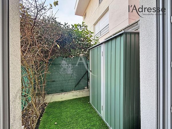 Élégante Maison Contemporaine aux Portes de Puteaux - 4 pièces de 81m² - Parking