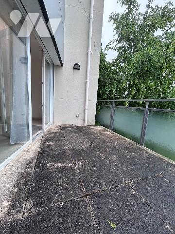 A Vendre / Appartement récent type 3 situé à TOURS Nord
