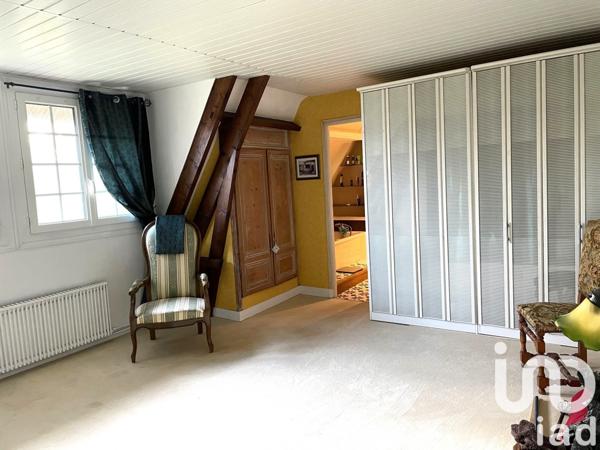 Maison 6 pièces de 212 m² à Bouquetot (27310)