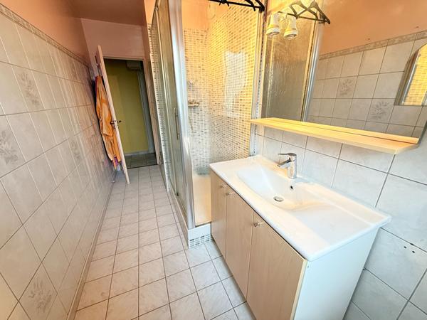 Appartement Laval 4 pièce(s) 74.06 m2