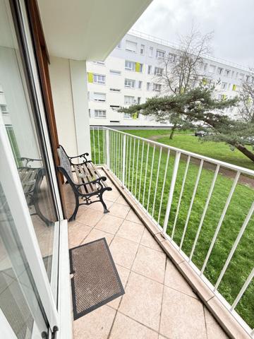 Appartement Laval 4 pièce(s) 74.06 m2