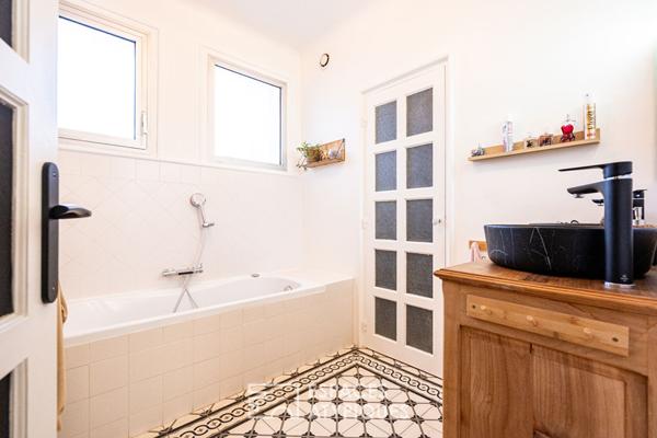 Maison d’architecte rénovée aux volumes lumineux