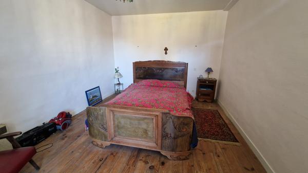 Estialescq (64290) MAISON DE 1900 AVEC DÉPENDANCES À RÉNOVER