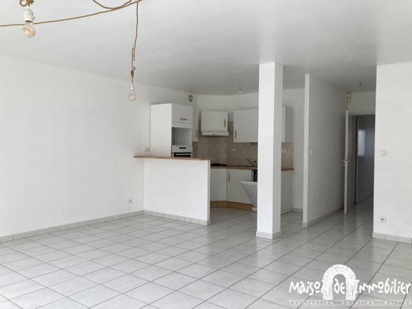 Location Maison de ville - 5 pièces - 110m² - COGNAC Quartier Champ de Foire