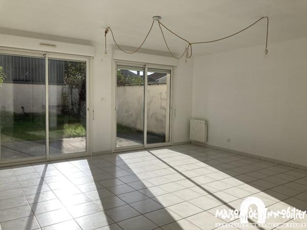 Location Maison de ville - 5 pièces - 110m² - COGNAC Quartier Champ de Foire