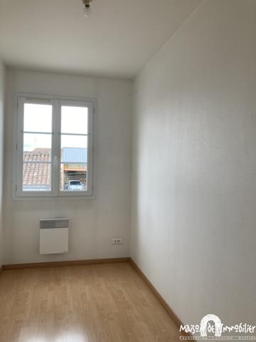 Location Maison de ville - 5 pièces - 110m² - COGNAC Quartier Champ de Foire