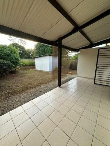 Maison à louer    4 pièces •  Remire-Montjoly