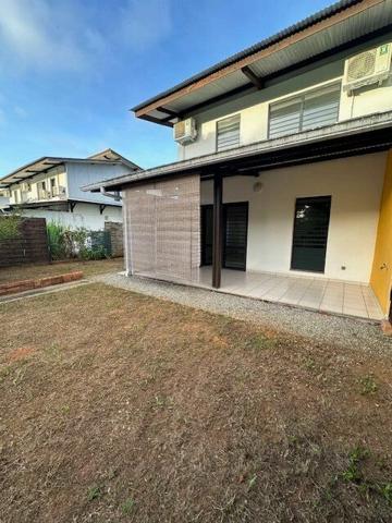 Maison à louer    4 pièces •  Remire-Montjoly