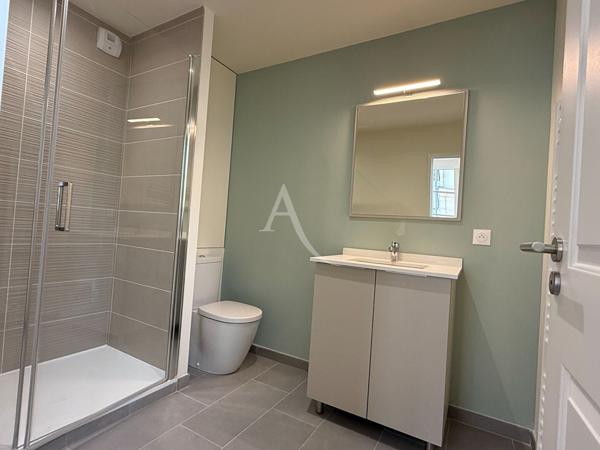 Appartement Saintes centre ville entièrement refait à neuf.