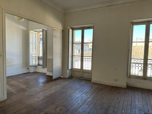 BORDEAUX JUDAIQUE - T1 à rénover d'environ 39 m²