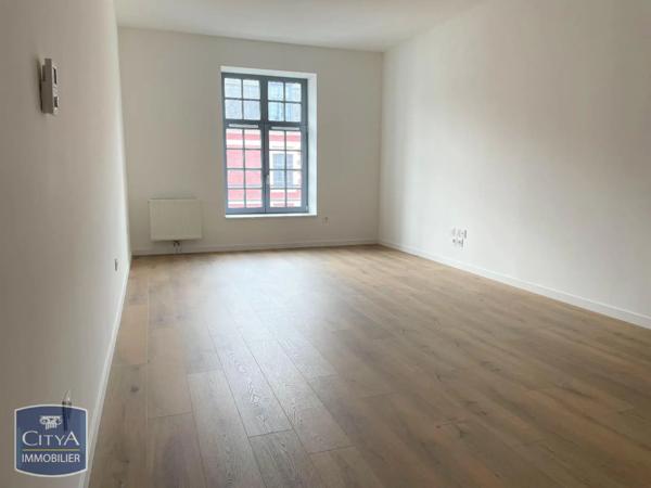 Appartement à louer 2 pièces 47.03m² Arras (62000)