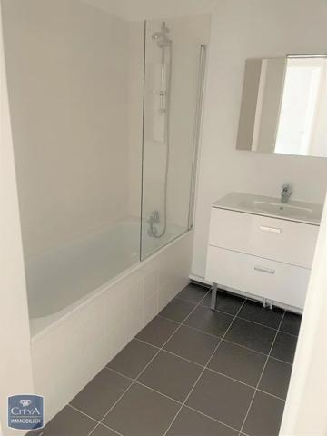 Appartement à louer 2 pièces 47.03m² Arras (62000)