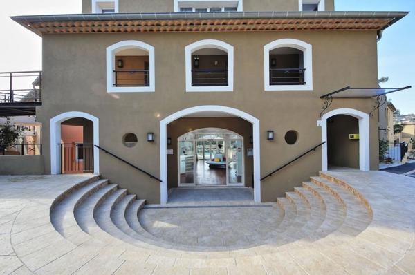 INVESTISSEMENT LOCATIF – MOUGINS – Résidence de tourisme Adonis Mougins - 6,16 % de rentabilité