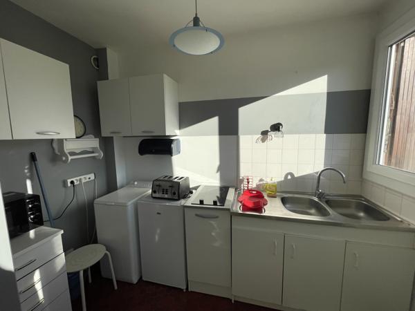 Auch (32000) Appartement T1, meublé, à louer avec balcon, cave et parking