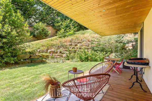Rez-de-jardin au calme dans une résidence de standing
