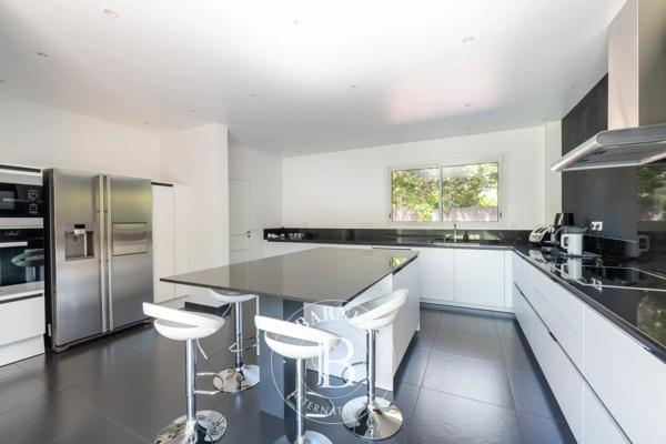 La Celle-Saint-Cloud, Maison 5 Chambres -  265 m² à vendre