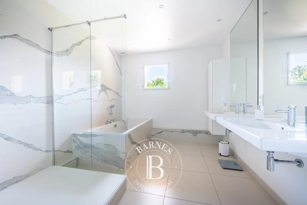 La Celle-Saint-Cloud, Maison 5 Chambres -  265 m² à vendre