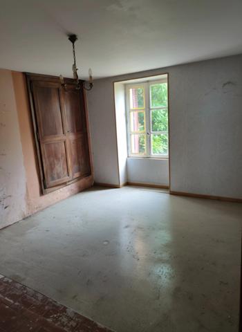 À vendre – Maison ancienne 3 pièces pleine de charme à rénover au cœur du Haut-Limousin (87)