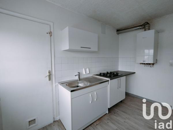 Appartement 3 pièces de 68 m² à Villars (42390)