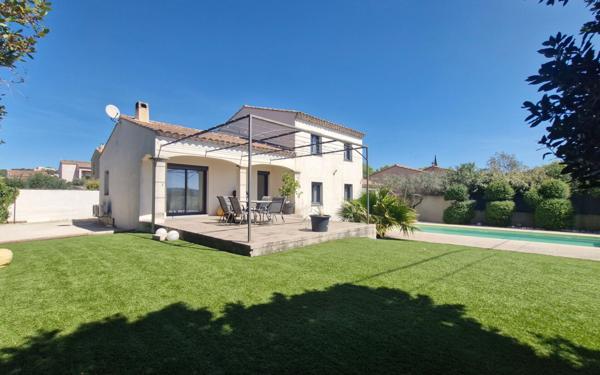 Maison à vendre    6 pièces •  Rochefort-du-Gard