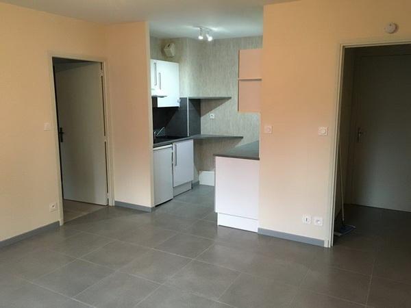 LOCATION T1BIS RODEZ SANS FRAIS D'AGENCE