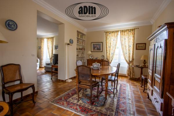 Maison
                                                                                                                                                                                                                                                                                                                        10 pièce(s)                                                                                                                                                                                                          6 chambre(s)                                                                                                                                                                                                          224  m²
