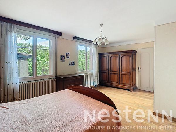 Nestenn Salon de Provence ? Maison T6 de 169 m² avec jardin et piscine