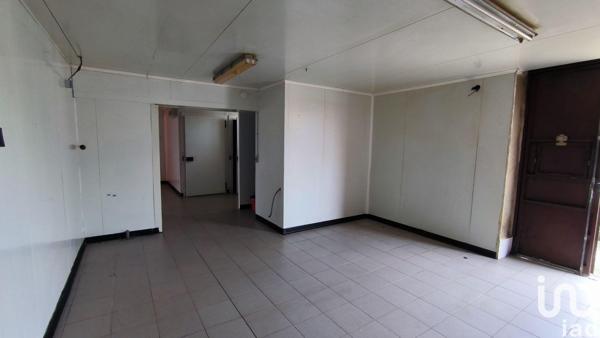 Location murs commerciaux  300 m² Mourenx