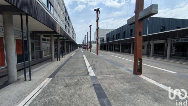 Location murs commerciaux  300 m² Mourenx