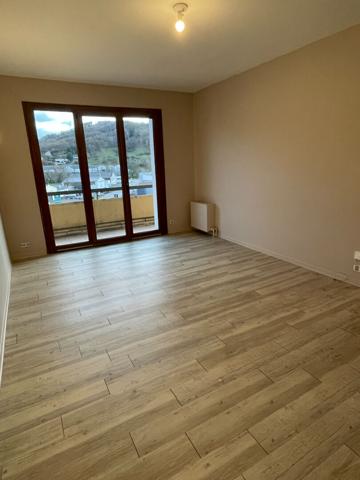 Appartement Decazeville 2 pièce(s) 46.86 m2