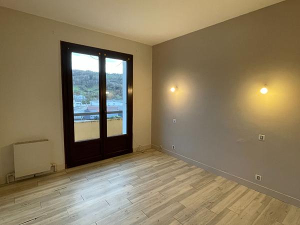 Appartement Decazeville 2 pièce(s) 46.86 m2